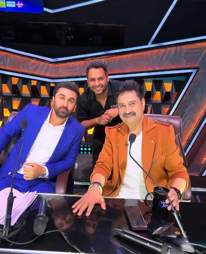 Superstar Ranbir Kapoor on Indian Idol this weekend...
#indianidol #indianidol14 #indianidolseason14 #indianidol2023 #IndianIdolisBack #KumarSanu #vishaldadlani #shreyaghoshal #HussainKuwajerwala
#animal #AnimalTheFilm #RanbirKapoor