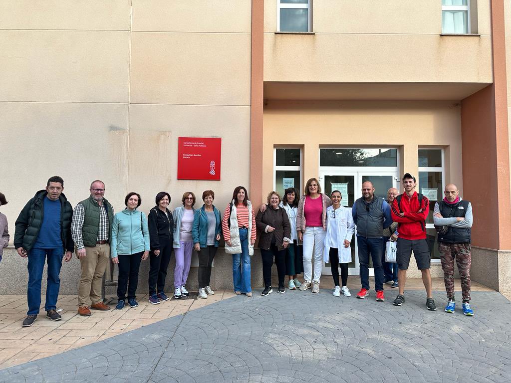 🚶Ahir va ser la primera eixida de XERACO CAMINA impulsada per la Regidoria de Sanitat i el Departament de Salut de Gandia. <a href="/GVAhgandia/">DS Gandia</a> 

Es tracta d’un programa per fomentar els passejos saludables en grup que es realitzaran els dimarts a les 9.00