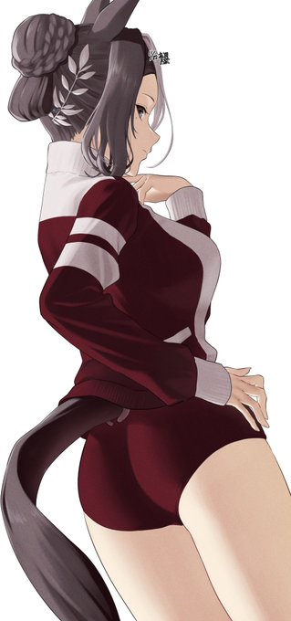 ラモーヌ、、、ブルマなのか、、、? 