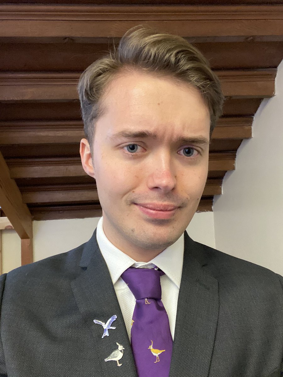 ghancockzoology's tweet photo. Yesterday I successfully defended my PhD thesis. Marking the end of 4 incredible years @UniExeCEC with @jTroscianko. https://t.co/mR8zgXNxvx