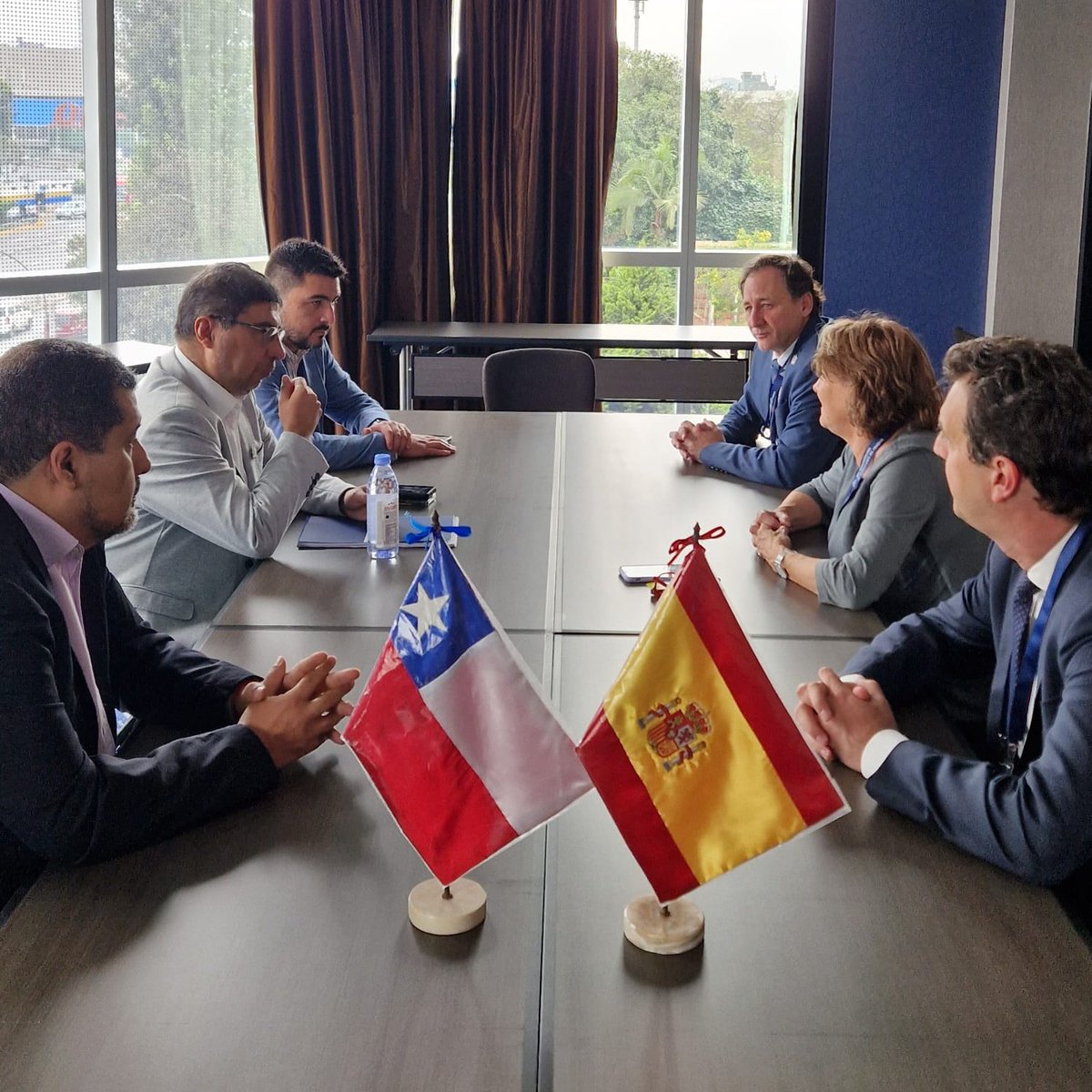 DirecDelTrabajo's tweet photo. 📌La DT, encabezada por director @pzenteno01, se reúne con Organismo Estatal Inspección de Trabajo y Seguridad Social de España
El encuentro, en el marco de #REDIBIT, tiene como objetivo estrechar lazos cooperativos y comunicación permanente entre las inspecciones de ambos países https://t.co/oNrtGU0BPK