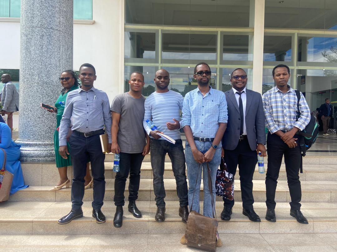 かじる tweet media