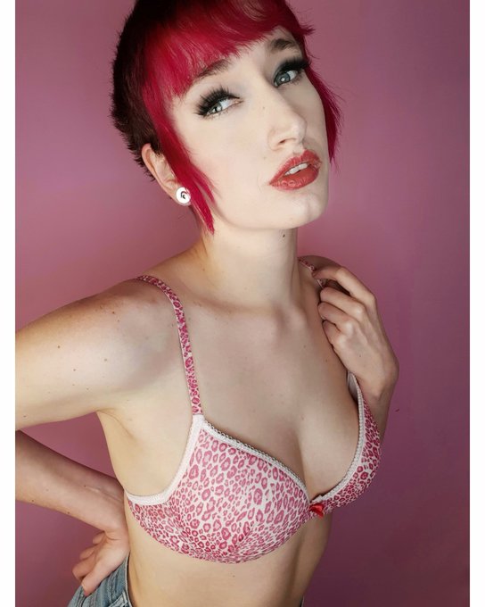 Tellonym me! #tellonym 🥰https://t.co/6Ym4rBJPU5 https://t.co/BP2Ry5S5Pl<a href="/tag/tellonym"class="tags">#tellonym</a>