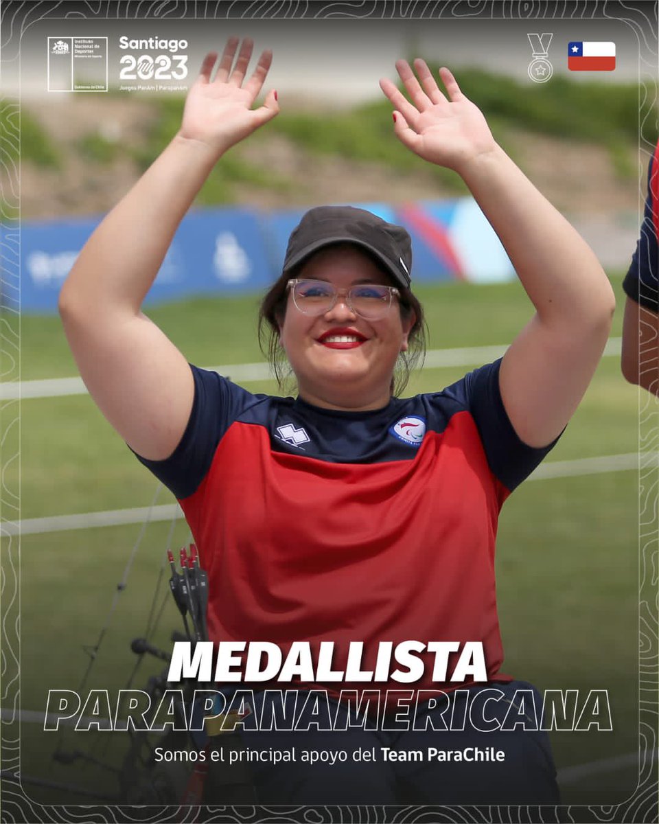 INDChileOficial's tweet photo. ¡PLATA PARA CHILE! 🥈🇨🇱 Mariana Zuñiga logró el segundo lugar 🥈 en el tiro con arco de los Parapanamericanos Santiago 2023 👏🏻. Cayendo por UN solo punto de diferencia (138 a 139) ante Pilar Riveros de Costa Rica 🇨🇷, realmente una definición de infarto 🤯 ¡Grande, Mariana! 👏🏻👏🏻 https://t.co/MKP0TI45ZZ