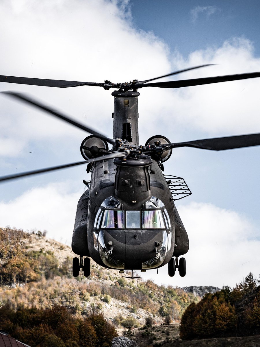 Stronger together! Special Forces from 7 NATO Allies 🇦🇱 🇧🇬 🇬🇷 🇲🇪 🇲🇰 🇷🇴 🇹🇷 train in close-quarters battle scenarios, helicopter fast rope insertions and parachute drops as part of exercise Strong Balkan in Albania #WeAreNATO