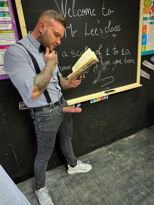 Professor Lee says get over to my FilthyPage right now and take advantage of my sensational Black Friday