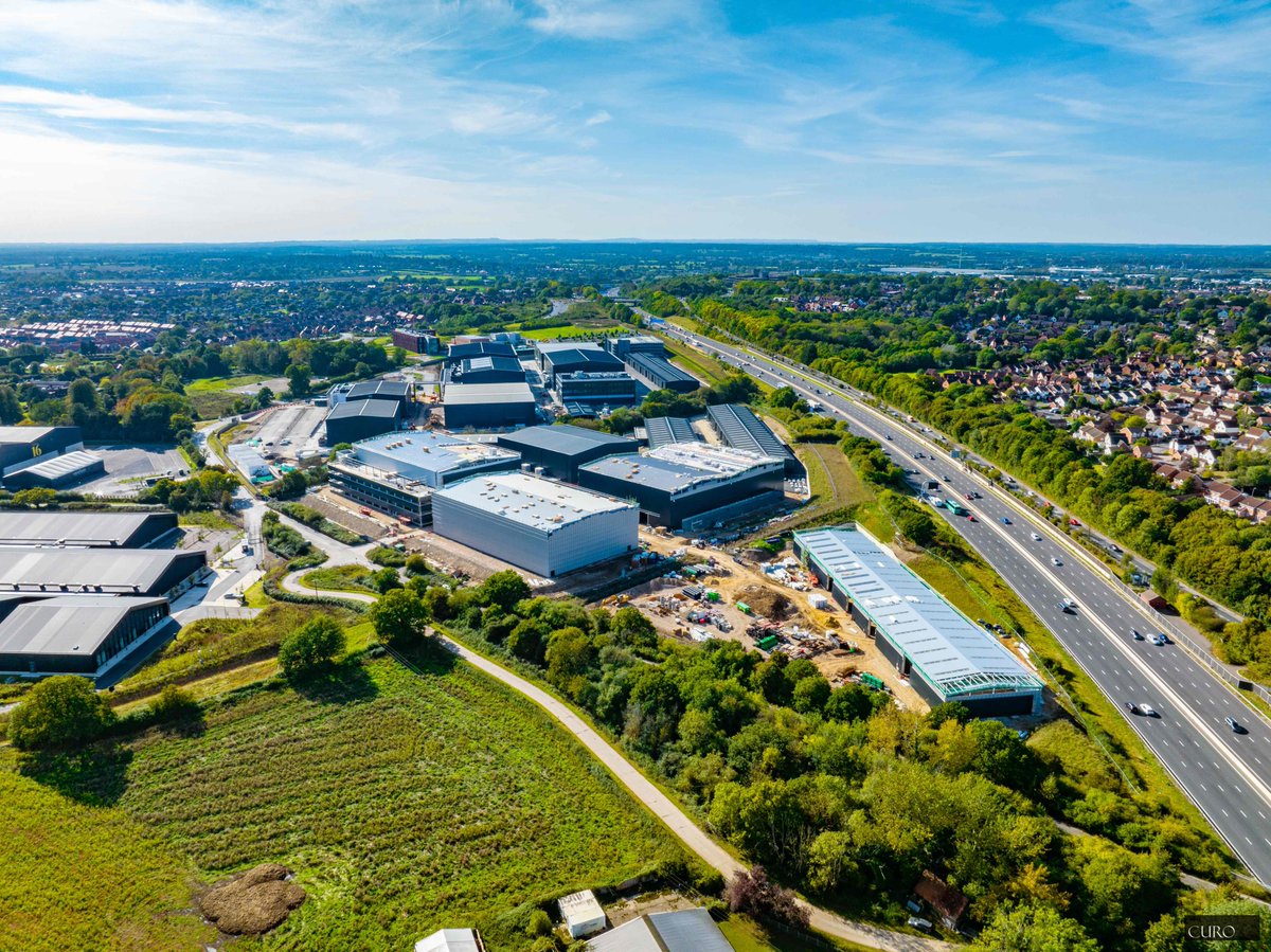 WokinghamBC's tweet image. "Who you gonna call?" 👻👻👻

SO EXCITED to hear Ghostbusters: Frozen Empire is the latest upcoming blockbuster which has been made here in Wokingham Borough at @ShinfieldStudio 📽

Construction of the studios will finish early next year 👷‍♀️

Photo credits: Earth Grid/Sony