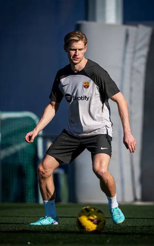 BarcaTimes's tweet photo. Frenkie ♥ https://t.co/cM9uQhtgHV
