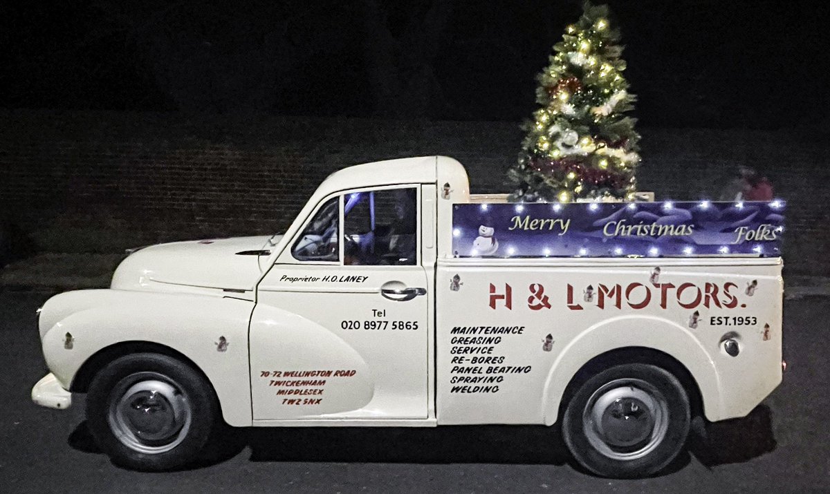We're thrilled to lead again this year the Hampton Hill Christmas Parade on Friday 24/11, 6:30pm with our iconic Morris Minor. After the parade, visit us at the <a href="/ParkLaneStables/">Park Lane Stables</a> stand 😊#HandLMotors #HamptonHillChristmasParade
#lovehamptonhill #hamptonhill #parklanestables