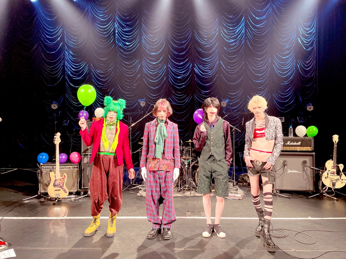 OLD CIRCUS على X: 