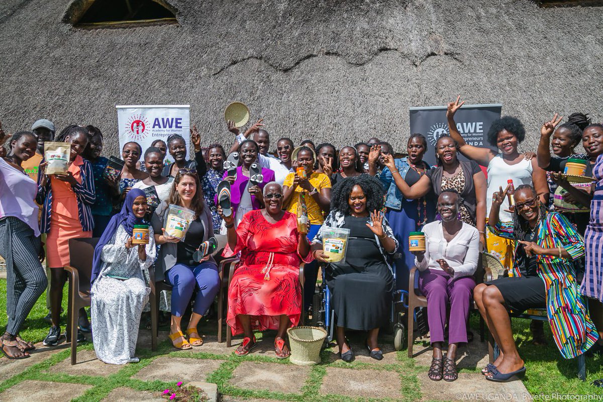 asha11al's tweet image. Gulu City,Apwoyo Matek.

The AWE Cohort 6 Launch 🚀 was incredible,the energy was over the roof.

Always in awe of the businesses run by the Awesome Ladies and the plans they have in stock to grow and expand their enterprises.

#AWEinUganda
#AWEnergized 
#AWECohort6
