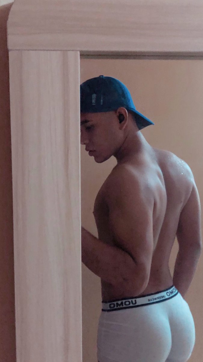 alexroyess's tweet photo. M🍑RNING https://t.co/s8nUB4D2ZJ