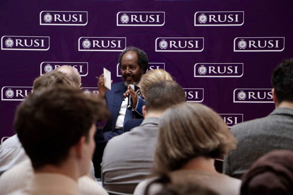 VillaSomPress's tweet photo. H.E President @HassanSMohamud discussed #Somalia's fight against terrorism with UK policymakers and security sector experts at @RUSI. He reiterated his government’s determination to deliver peace &amp; security, strengthen inclusive governance, service delivery &amp; grow the economy. https://t.co/pSUKcqRPR2