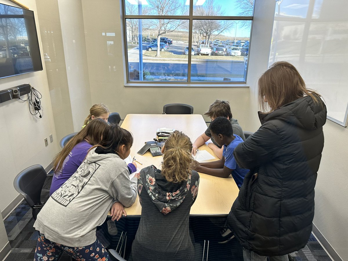 Empower[Ed] hosted Wachter 6th graders for an escape room yesterday! The challenge represents three components of the Empower[Ed] experience: communication, collaboration, and problem solving. #LearnBPS #WachterRoar