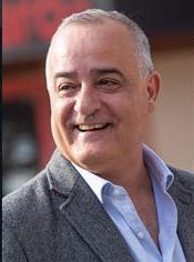 TE LO PRESENTO:

ESTE DIRIGENTE DE LA CAMPORA, DE TAFI VIEJO EN TUCUMAN, DIJO QUE "NO HAY AGUA, NI LUZ, "POR CULPA DE MILEI".

El camporista Noguera dice que en Tafí Viejo no hay agua porque los vecinos votaron a Milei: "toda decisión tiene consecuencias y esto se agravará".