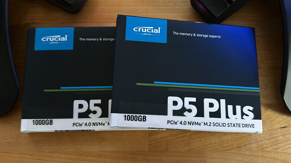 mrtwchy's tweet photo. More space. My PC now has 4 nvme drives 👀 https://t.co/XAhCFlPOjG