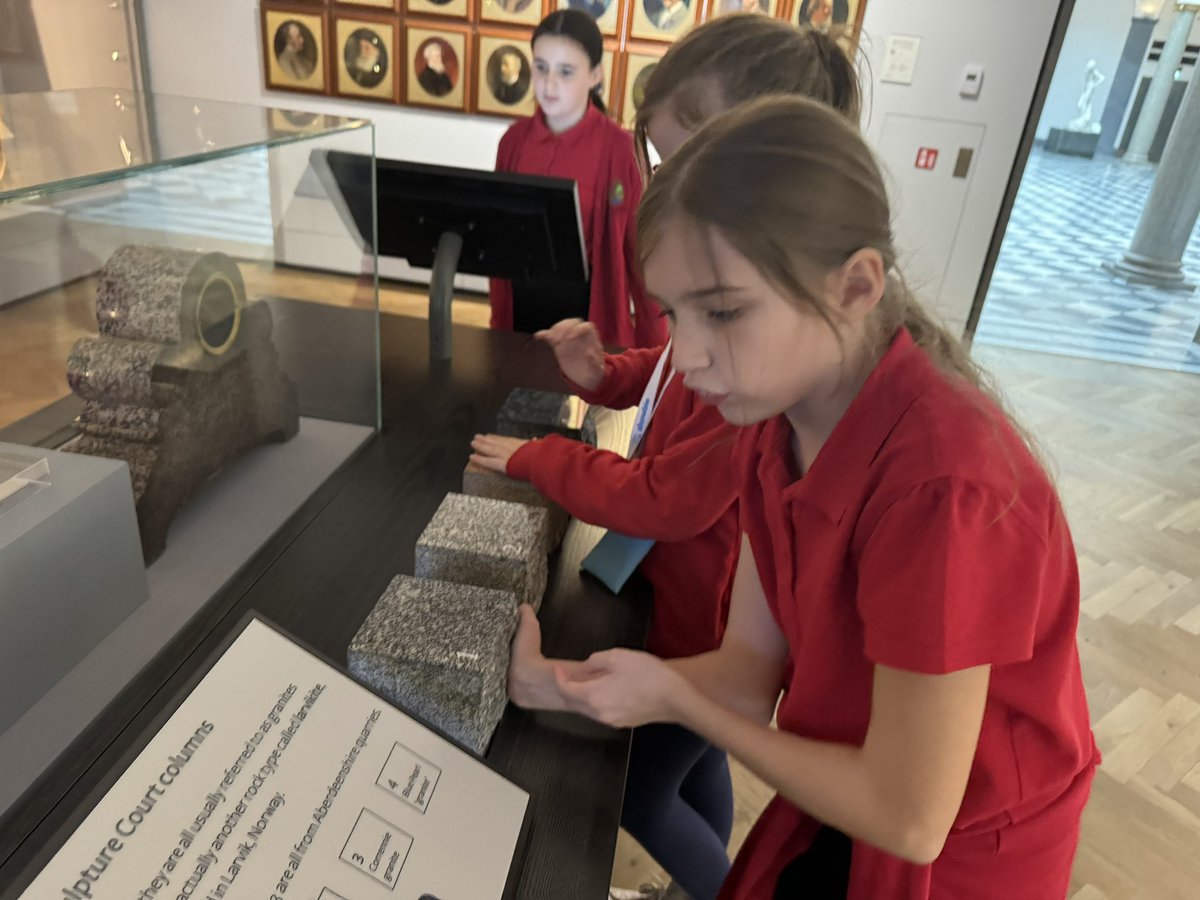 SchoolHillside1's tweet photo. #P6LHillside had a wonderful time at @AbdnArtMuseums and were made most welcome. Thank you so much for having us. They enjoyed seeing a range of art works, sculptures and sketches. #Appreciatingart https://t.co/orAwZbvosJ