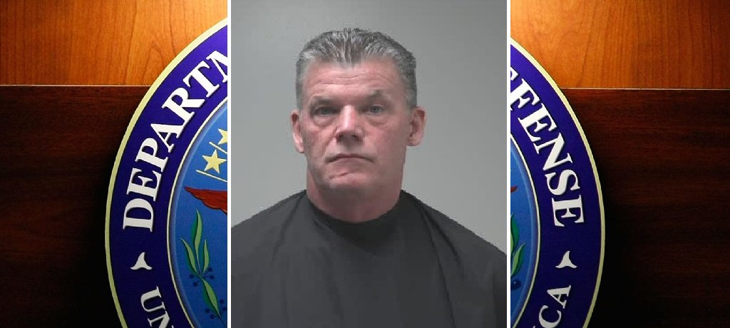 ChuckCallesto's tweet image. BREAKING REPORT: Biden Pentagon Official in Charge of Department Managing ELEMENTARY SCHOOLS Detained in HUMAN TRAFFICKING Operation..

On November 15, Stephen Francis Hovanic, a senior official with the Pentagon's Department of Defense Education Activity (DODEA) Americas…