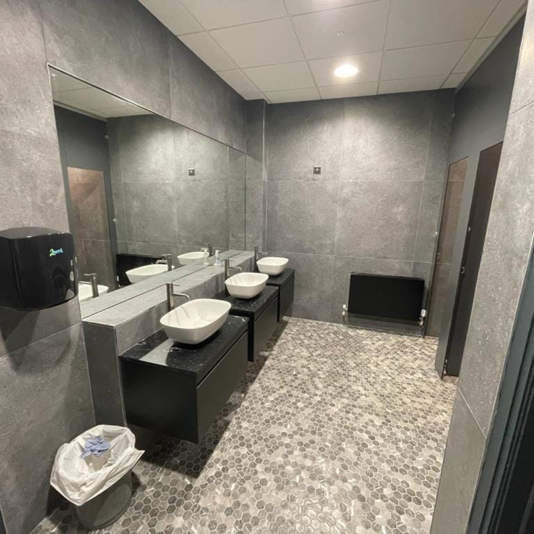Check out this recently completed office WC &amp; Shower area supplied by our amazing team down in Dublin! 🍀

👉️ Large Format Walls Tiles
👉️ Anti Slip R11 Hex Mosaic Floor Tiles
👉️ Brass ware in Gun metal finish