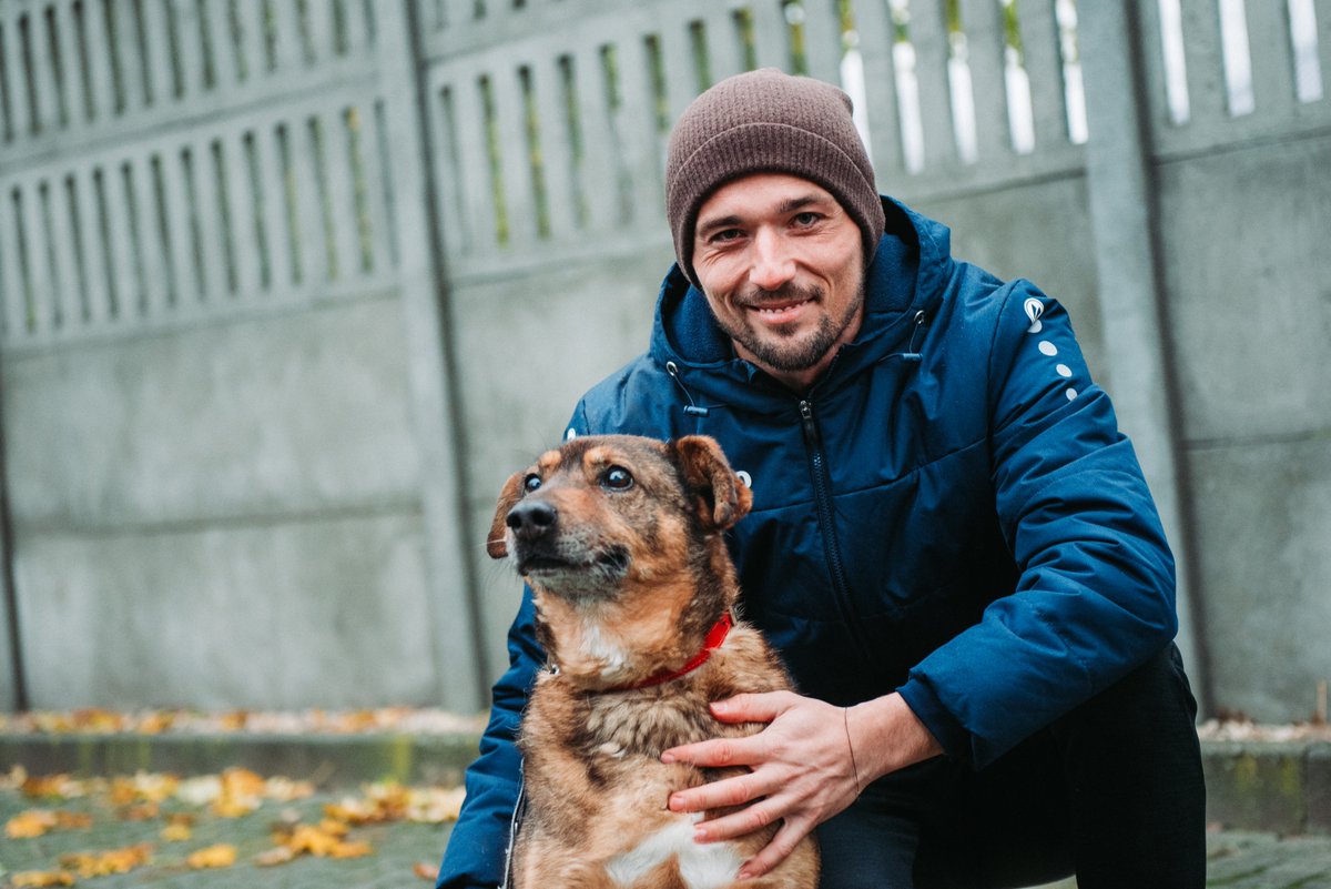 #𝘾𝙝𝙖𝙩𝙖𝘿𝙡𝙖𝙋𝙨𝙞𝙖𝙠𝙖 - 𝙅𝙪𝙧𝙚𝙠 𝙘𝙯𝙚𝙠𝙖 𝙣𝙖 𝙣𝙤𝙬𝙮 𝙙𝙤𝙢!

🐕 Pierwszym psiakiem do adopcji ze schroniska "Kundelek", którego chcemy Wam przedstawić w akcji #ChataDlaPsiaka, jest Jurek - zrównoważony, spokojny, duży pies, który nie jest agresywny.

Więcej 👇