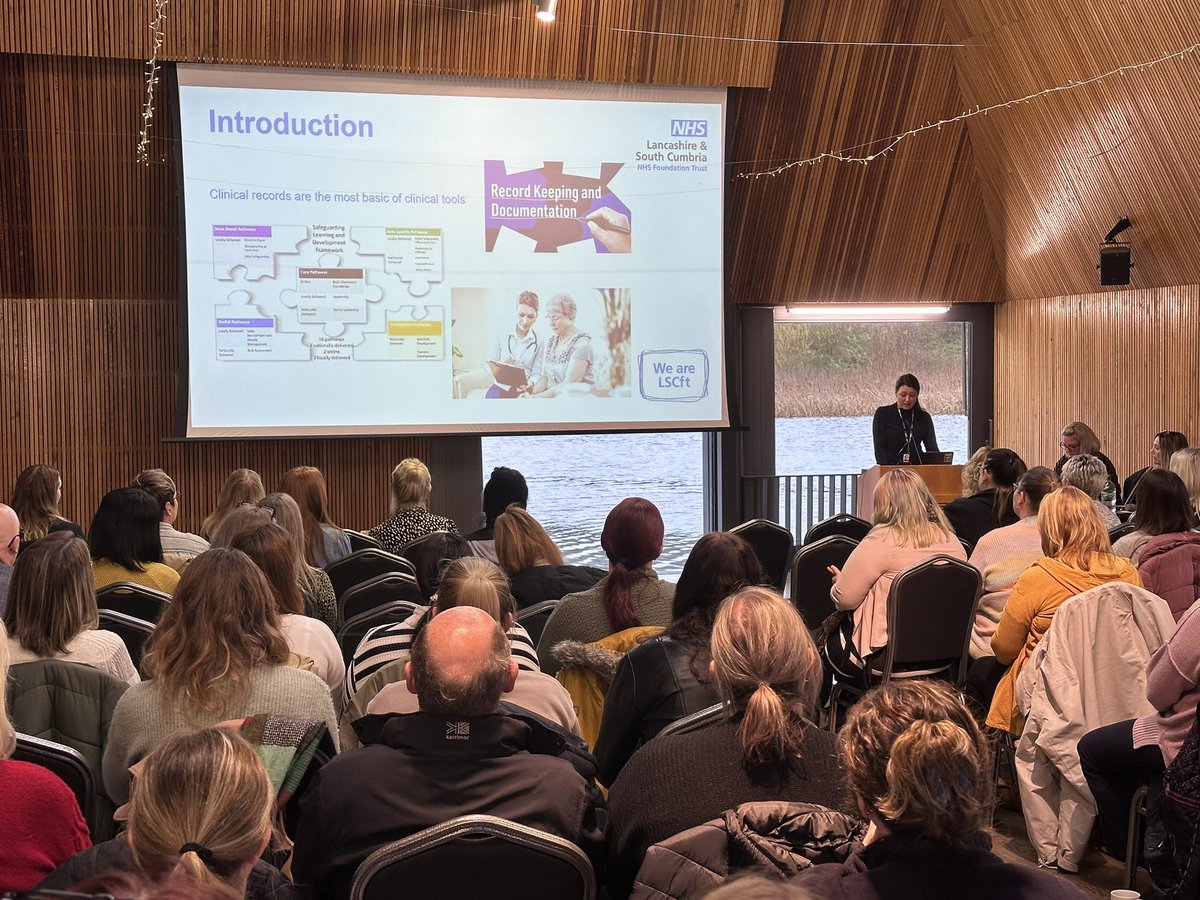 WeAreLSCFT's tweet photo. Kelly McNally, Named Nurse for Safeguarding Children and Adults is next up.

Kelly’s session focused on information sharing and the importance of record sharing within safeguarding.

#RecogniseRespondReact https://t.co/7Go9dFzhif