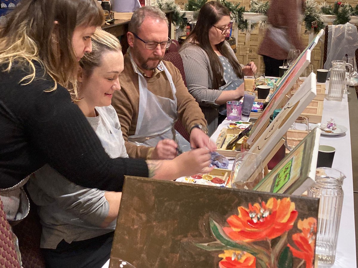 Primeplc's tweet photo. This week some of the Prime team gathered at @BottlesWine Shop in #Worcester where under the guidance of local artist Estée Angéline, they crafted works of #art to take home - complete with a glass of fizz and some delicious pizza from local restaurant, Valentinos. #social https://t.co/4mYzFWqjjX