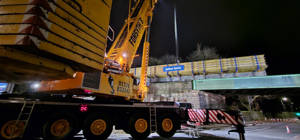 SpokesLothian's tweet photo. @edi_dot_bike @RoseburnCycle @CyclingEdin @EdinReporter @balfourbeatty @BBCommunityteam @edinhelp @EdinburghGdn @AvGeekAlex #RoseburnToCanal

#DalryRoad bridge craned into place, night of 21/22.11.23

Thanks so much for the photos @edi_dot_bike &amp; @balfourbeatty

👍Great to have these https://t.co/szYQqWhnDi