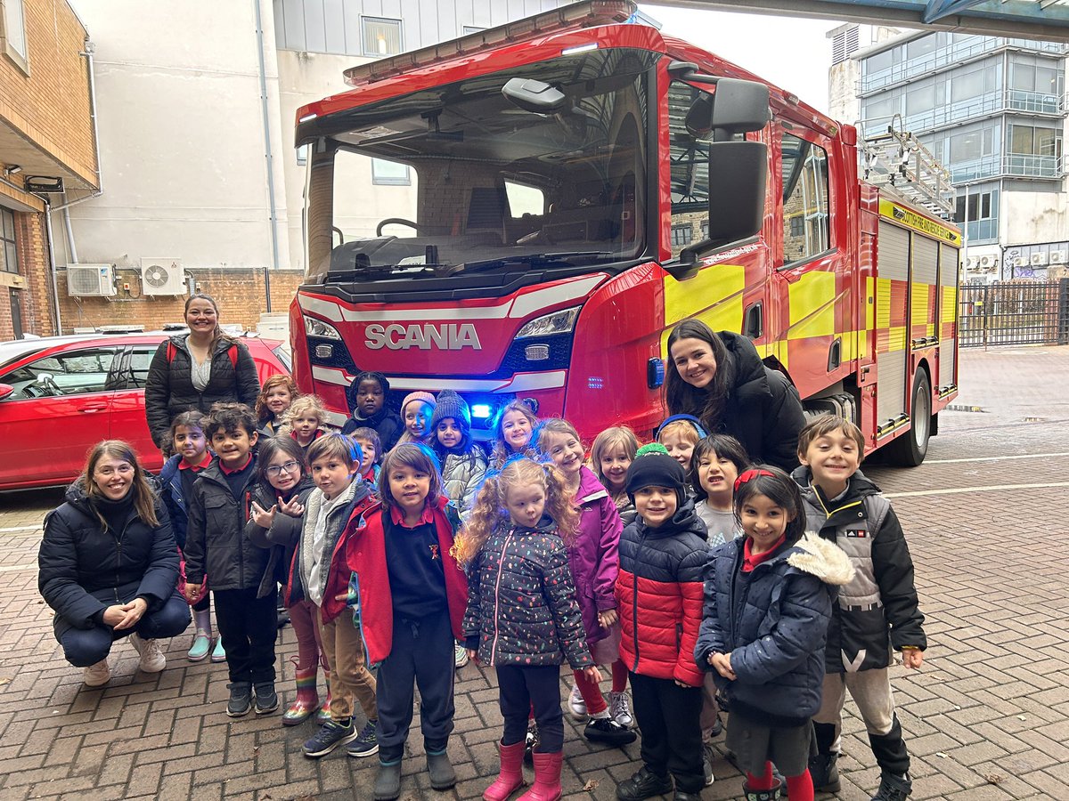 MissMcGhee 🍎 tweet media