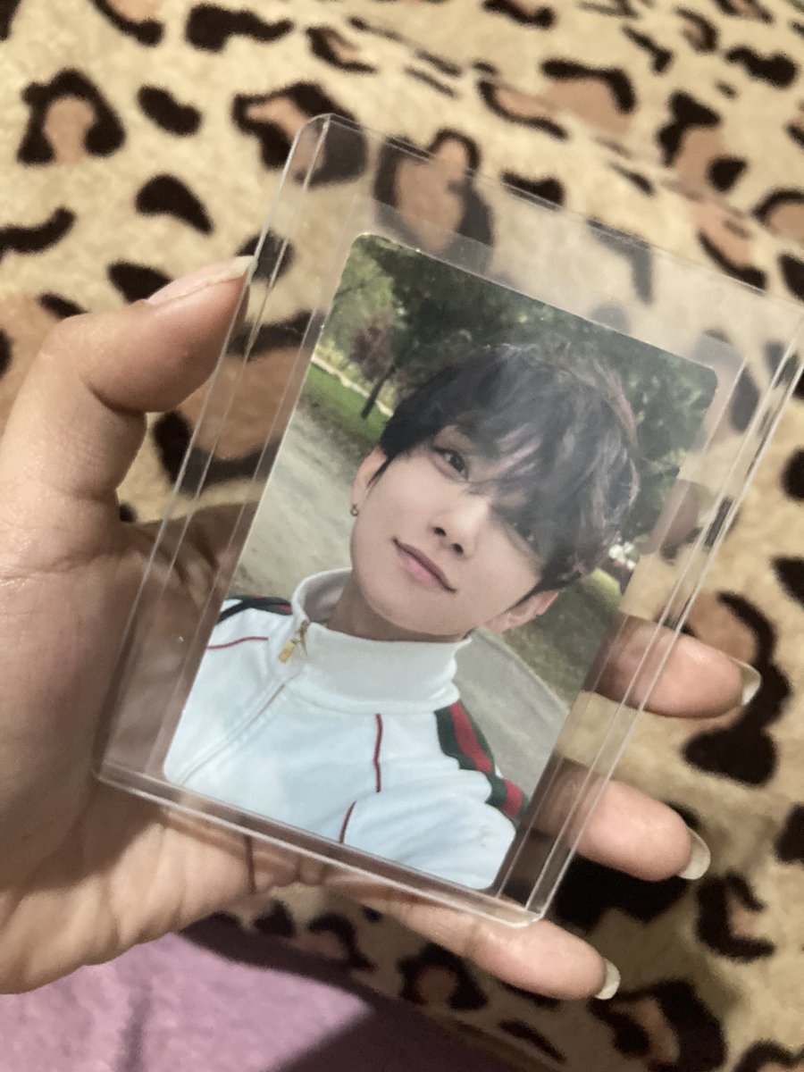 languishingcha's tweet photo. Annnnddd finally HE’S HERE! Thank you so much, @VrncBns for sending Shua safe and super secured 💯 Sobra yung kilig ko sa papel na ‘to 🤣 https://t.co/ENuXeaEM7z