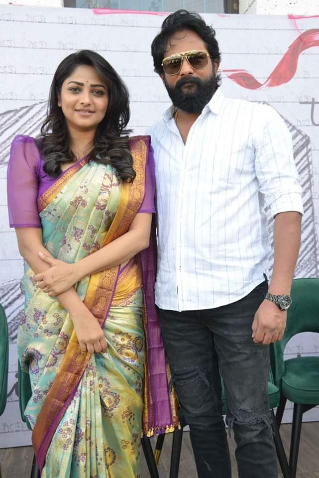 Srinagara Kitty tweet media
