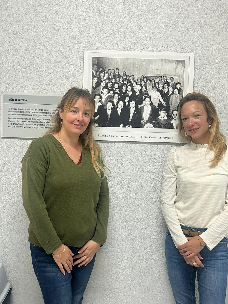 Profesoras del Lycée Professionnel Aristide Briand de
Orange nos visitan como parte de su movilidad #ErasmusPlus al <a href="/IESFILIPINAS/">IES Islas Filipinas</a>  
Una oportunidad para dar a conocer la #EOI y su larga historia al servicio de la enseñanza de idiomas
Aquí⤵️con la primera promoción de #francés