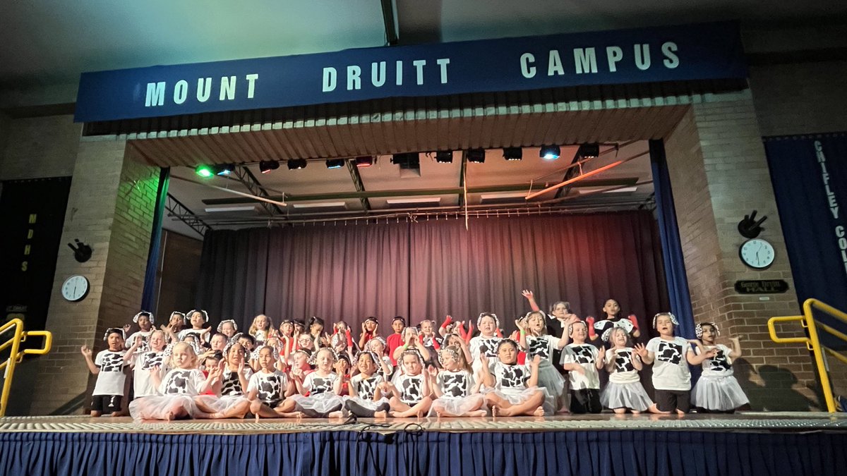 WOW! <a href="/WhalanPS/">Whalan Public School</a> put on a spectacular MADD concert event this evening at <a href="/chifley_ccmd/">Mount Druitt Campus</a>. A positive experience for all. Students creating memories and community filled with pride. Well done to all of the staff, students and volunteers who made this possible! #MountDruittMagic