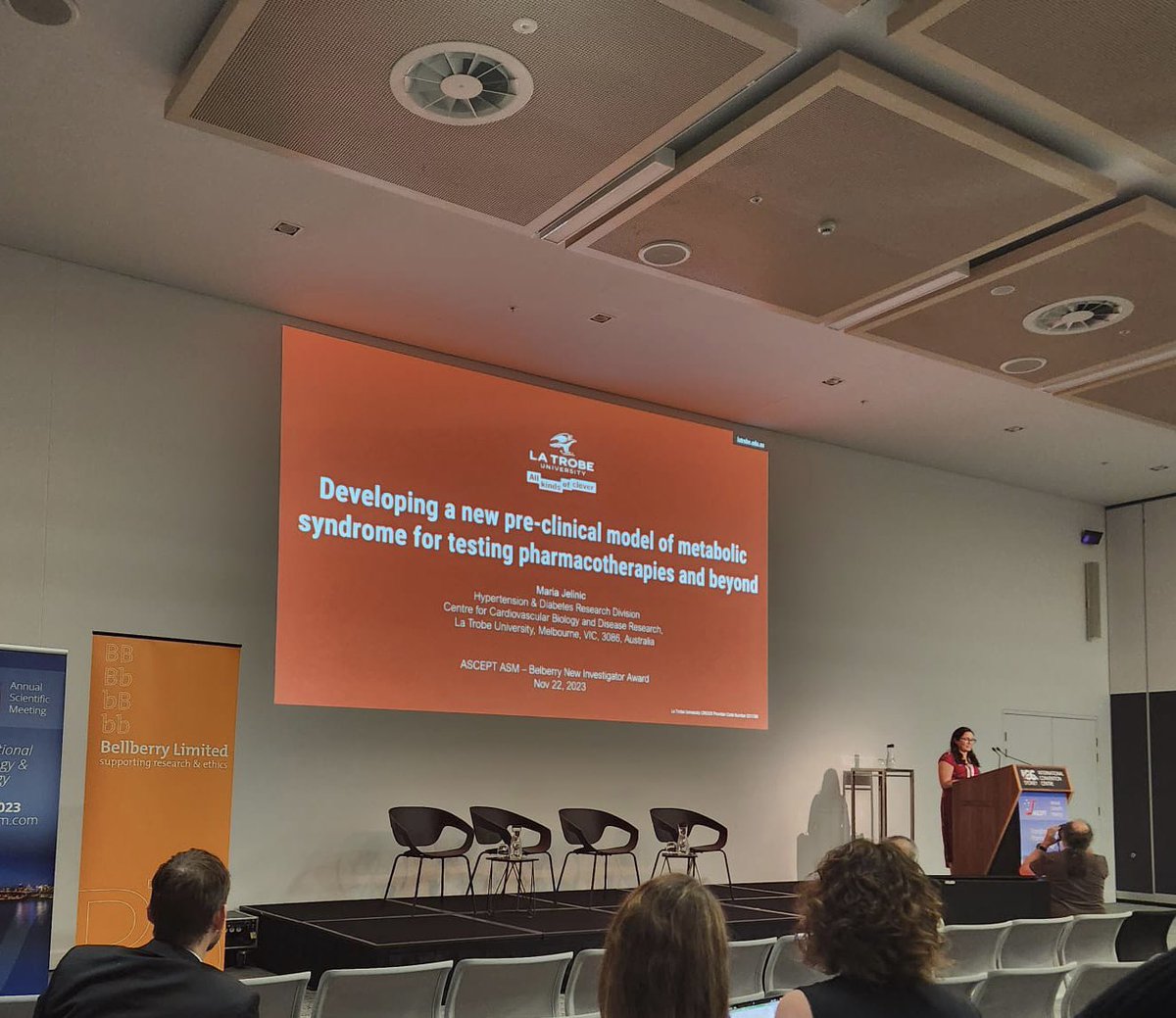 Hypertension and Diabetes Co-Division Lead <a href="/MarijaJelinic/">Dr Maria Jelinić</a> presented in the Bellberry New Investigator Award Session at #ASCEPT2023 today! She shared her journey of developing a new mouse model of metabolic syndrome to test new pharmacotherapeutics and beyond