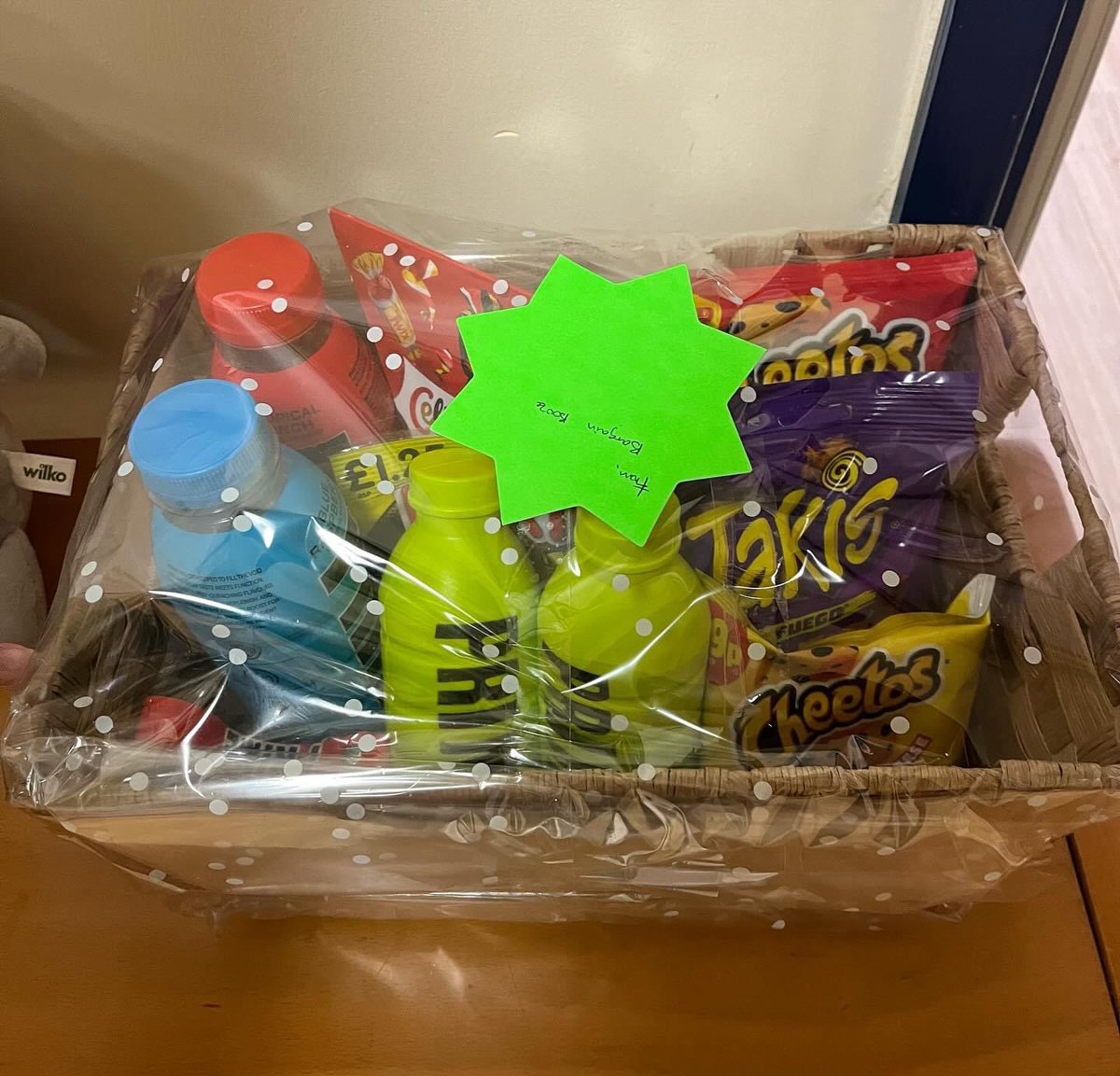 WpsFriendsof's tweet photo. If you have a Prime enthusiast in your house, cover their eyes now! We have an epic Prime themed hamper donated by Bargain Booze in Llandaff North. Imagine your child’s face if you won this prize 😳 if you’re looking to score brownie points, make sure you buy some tickets 🎟️ https://t.co/Gy2cwP8l1G