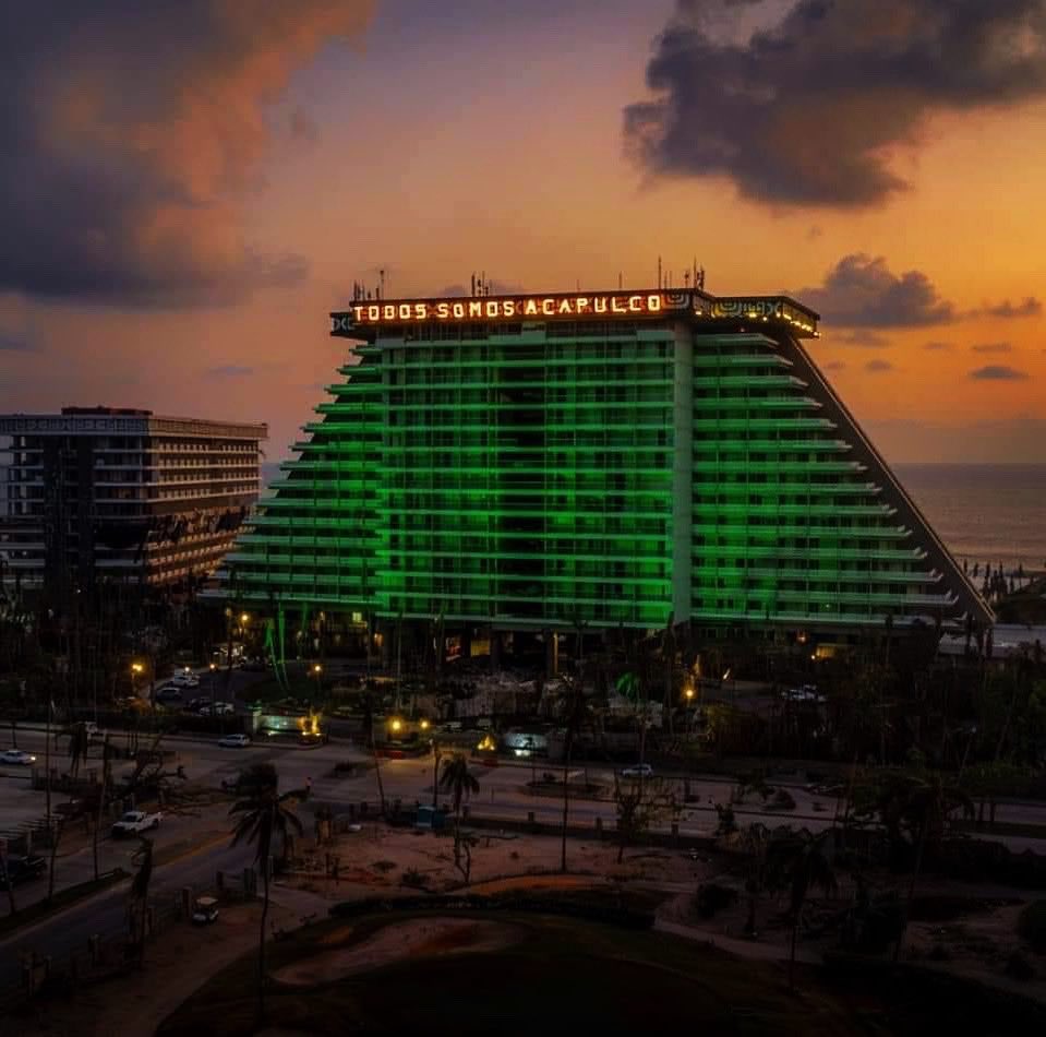 Vamos Acapulco 

#TodosSomosAcapulco