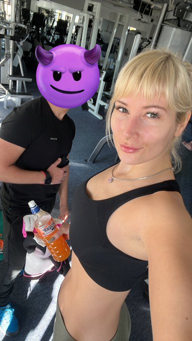 💪🏻💪🏻💪🏻💪🏻😈 https://t.co/OHy1lAiOy4<a href="/tag/%C3%BAj"class="tags"><span>#&uacute;j</span></a>