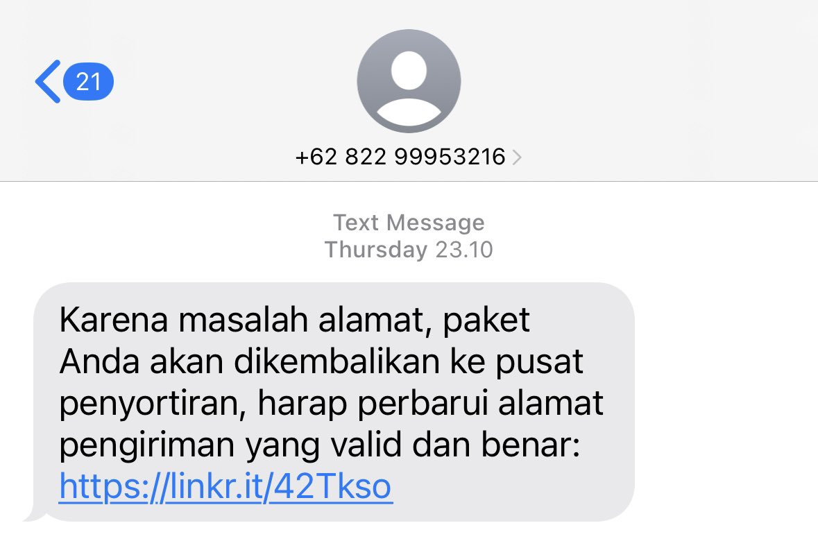 titarubi's tweet photo. @CCICPolri berikut saya laporkan penipuan kurir dg link mirip @PosIndonesia  yg akan meminta data pribadi berikut data auto debet. Mohon bantuannya unt ditindak, Terima kasih. https://t.co/TeFdy1MYV2