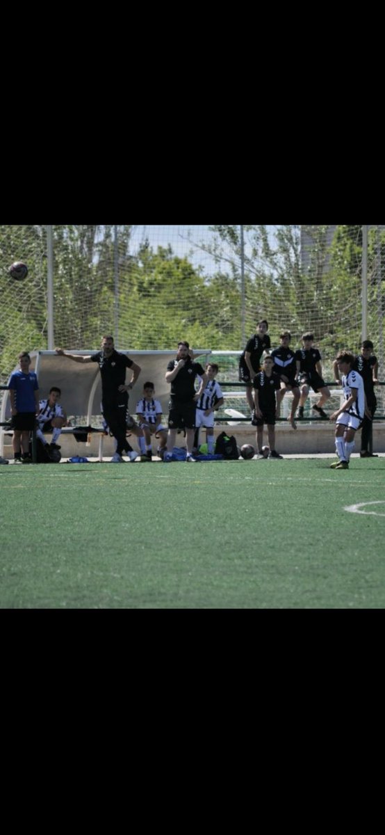 Kris O'Hare tweet media