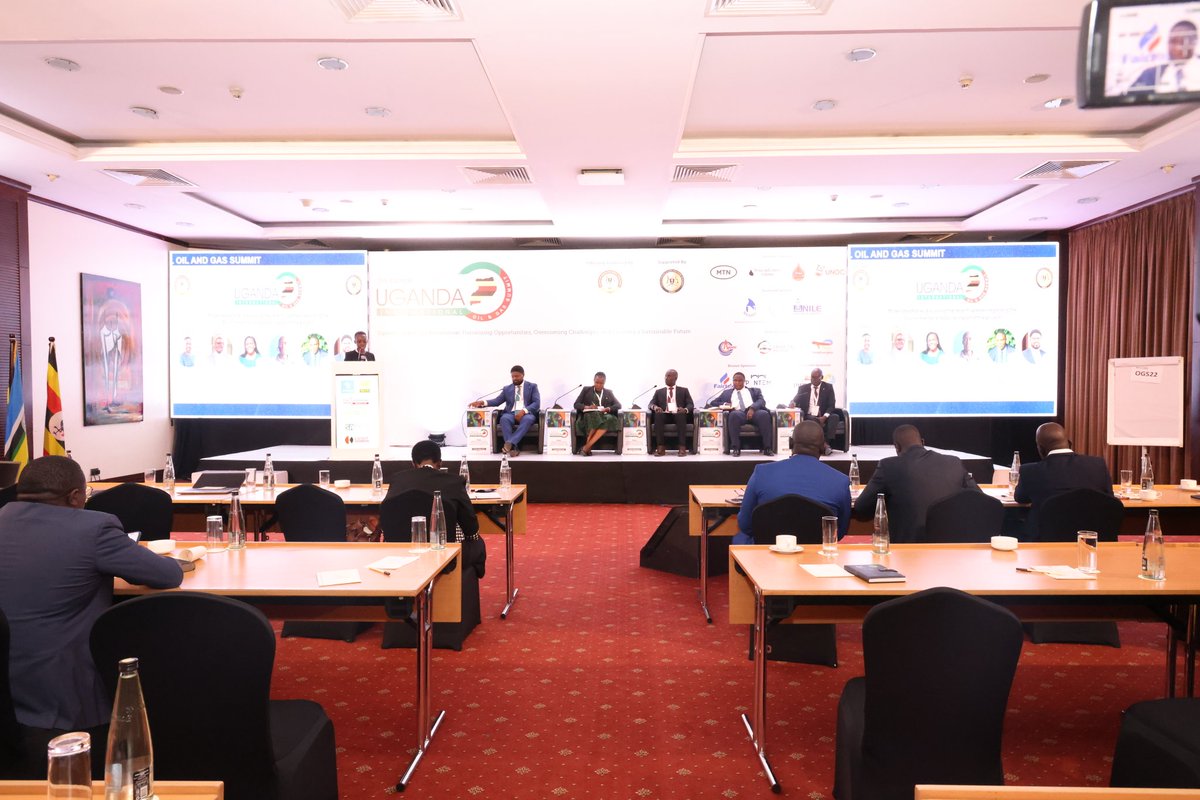 EACOP_'s tweet photo. #EACOP took part in a panel discussion at #UIOGS2023, featuring Deputy MD John Bosco Habumugisha & Land/Social Manager Rosie Birungi as key members of the panel.
The conversation centered around the project's recent developments concerning its environmental and social impact. https://t.co/9iWg8nvKem