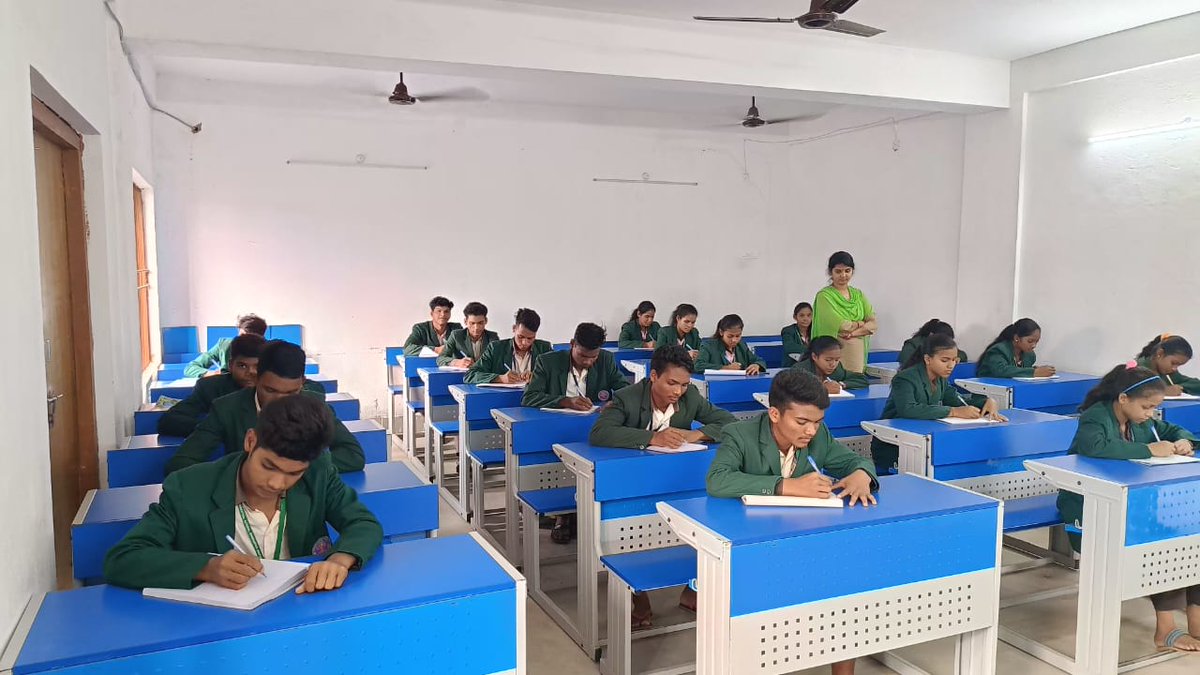 A blog writing competition has been conducted in EMRS,Bikrampur #JanjatiyaGauravDivas 
#JanjatiyaGauravDivas2023
#ViksitBharatSankalpYatra
#EmpoweringTribalsTransformingIndia