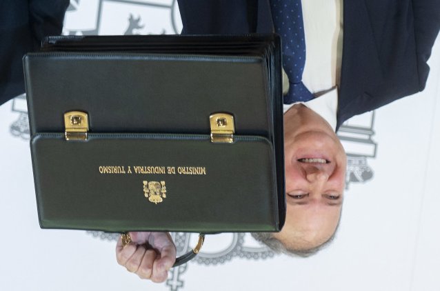 ❌ Jordi Hereu, el nou ministre de turisme és el primer impulsor de la candidatura olímpica Barcelona-Pirineus 2022. També és recordat per altres processos especuladors com el 22@ al Poblenou de Barcelona. 

#PirineuViu