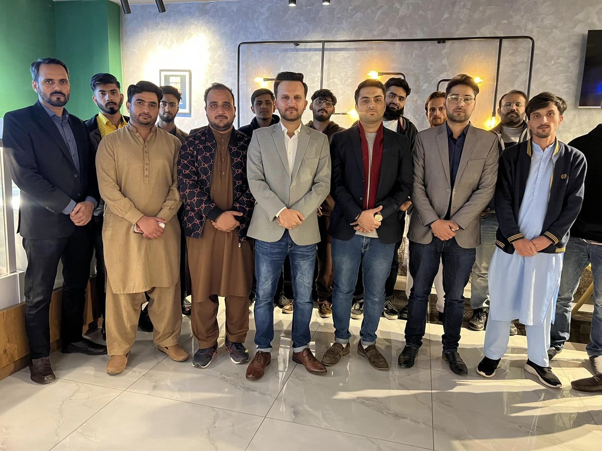 tehseenullah92's tweet photo. Thrilled about the success of the @webflow Pakistan Event! Grateful to be a @webflow Global Leader, fostering community growth in Pakistan.

#webflowgloballeader #webflow #spline #figmatowebflow https://t.co/1lr9Is9gbb