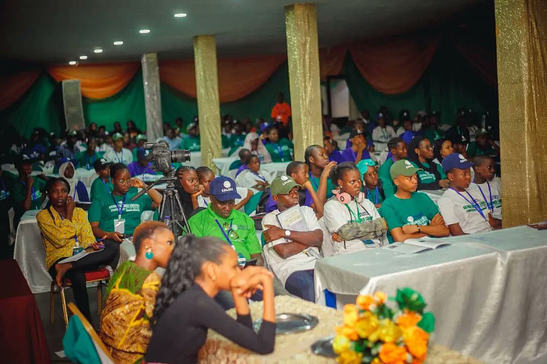 Step_Up_Nigeria's tweet photo. We teamed up with CALDEV at their event "Rebuilding Nigeria through Children's Education, Welfare, and Security." We shared anti-corruption education via "Tosin's Story" alongside our books.
Thanks, CALDEV, for this impactful experience. #Caldev #StepUpNigeria #TosinsStory #NGOs https://t.co/WYjtoTugAv