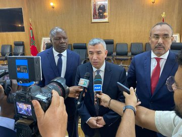 sahara_mag's tweet photo. Mission in Dakhla 🇲🇦 : 
 
A delegation including representatives from 🇫🇷(Occitanie) and the #Tonkpi region🇨🇮, is exploring investment opportunities in the rapidly growing 📈Dakhla-Oued Ed-Dahab region. 

This initiative is supported by the Regional Council of #DakhlaOuedEddahab https://t.co/Gymm6fC7Zx