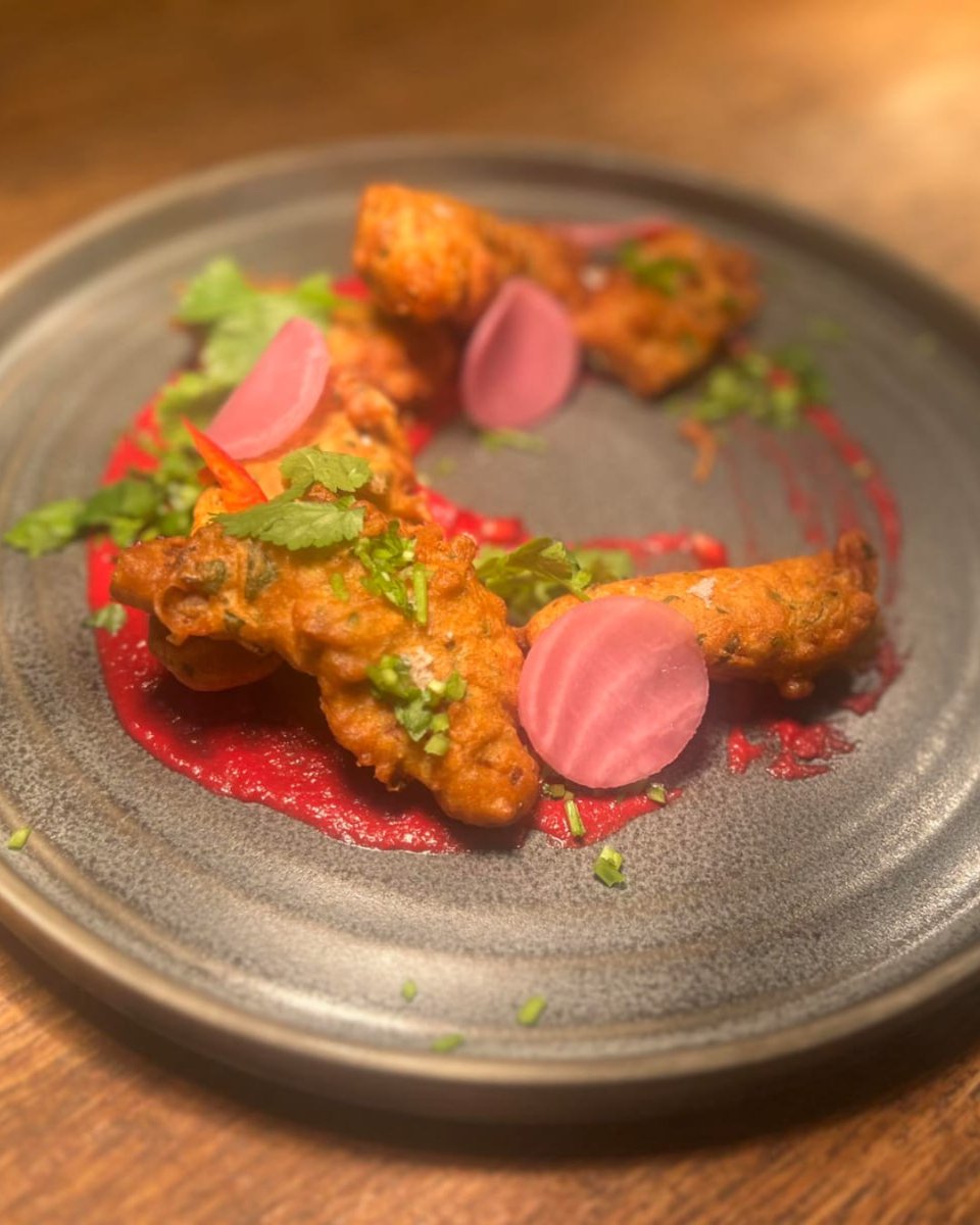 Last night's Kitchen Takeover by @ian_thefamilymeal, AKA Charr'd was amazing 🤩🔥 Make sure to keep your eyes peeled for their next visit! 😋🥬
#Stroud #Brewery #Food #Foodporn