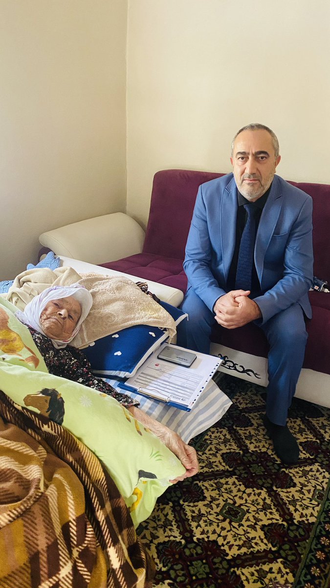 Sarıgöl İlçe Nüfus Müdürlüğü (@sar_nufus) on Twitter photo Adreste Nüfus hizmeti kapsamında yanınızda olmaya devam edeceğiz.
99 yaşında olan Ayşe teyzemize sağlıklı günler dilerim.
<a href="/TCNufus/">Nüfus ve Vatandaşlık İşleri Genel Müdürlüğü</a>
<a href="/ManisaValiligi/">Manisa Valiliği</a>
<a href="/ManisaNufus/">Manisa İl Nüfus ve Vatandaşlık Müdürlüğü</a>
<a href="/AyeSerapGney1/">Ayşe Serap Güney</a>
<a href="/ilvan_krdag/">İlvan Kırdağ</a> Adreste Nüfus hizmeti kapsamında yanınızda olmaya devam edeceğiz.
99 yaşında olan Ayşe teyzemize sağlıklı günler dilerim.
<a href="/TCNufus/">Nüfus ve Vatandaşlık İşleri Genel Müdürlüğü</a>
<a href="/ManisaValiligi/">Manisa Valiliği</a>
<a href="/ManisaNufus/">Manisa İl Nüfus ve Vatandaşlık Müdürlüğü</a>
<a href="/AyeSerapGney1/">Ayşe Serap Güney</a>
<a href="/ilvan_krdag/">İlvan Kırdağ</a>