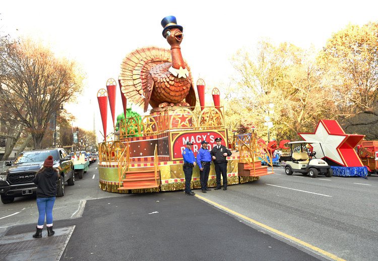 The 98th Annual Macy's Thanksgiving Day Parade (2024), Macy's Thanksgiving  Day Parade Wiki