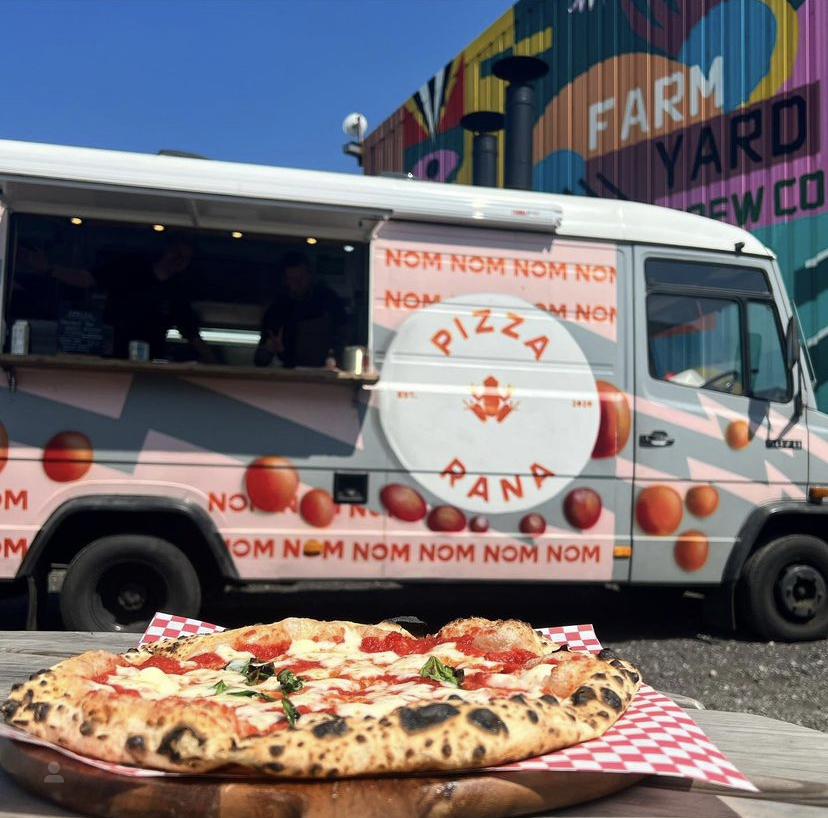 Brighten up your day and grab a pizza and these puns while you can. They're here today and gone tomato. 

We're loving the work Pizza Rana are doing. They're serving up some mouth watering pizzas in a 1987 507D T2. 

A proper classic. 🚚🍕🙌