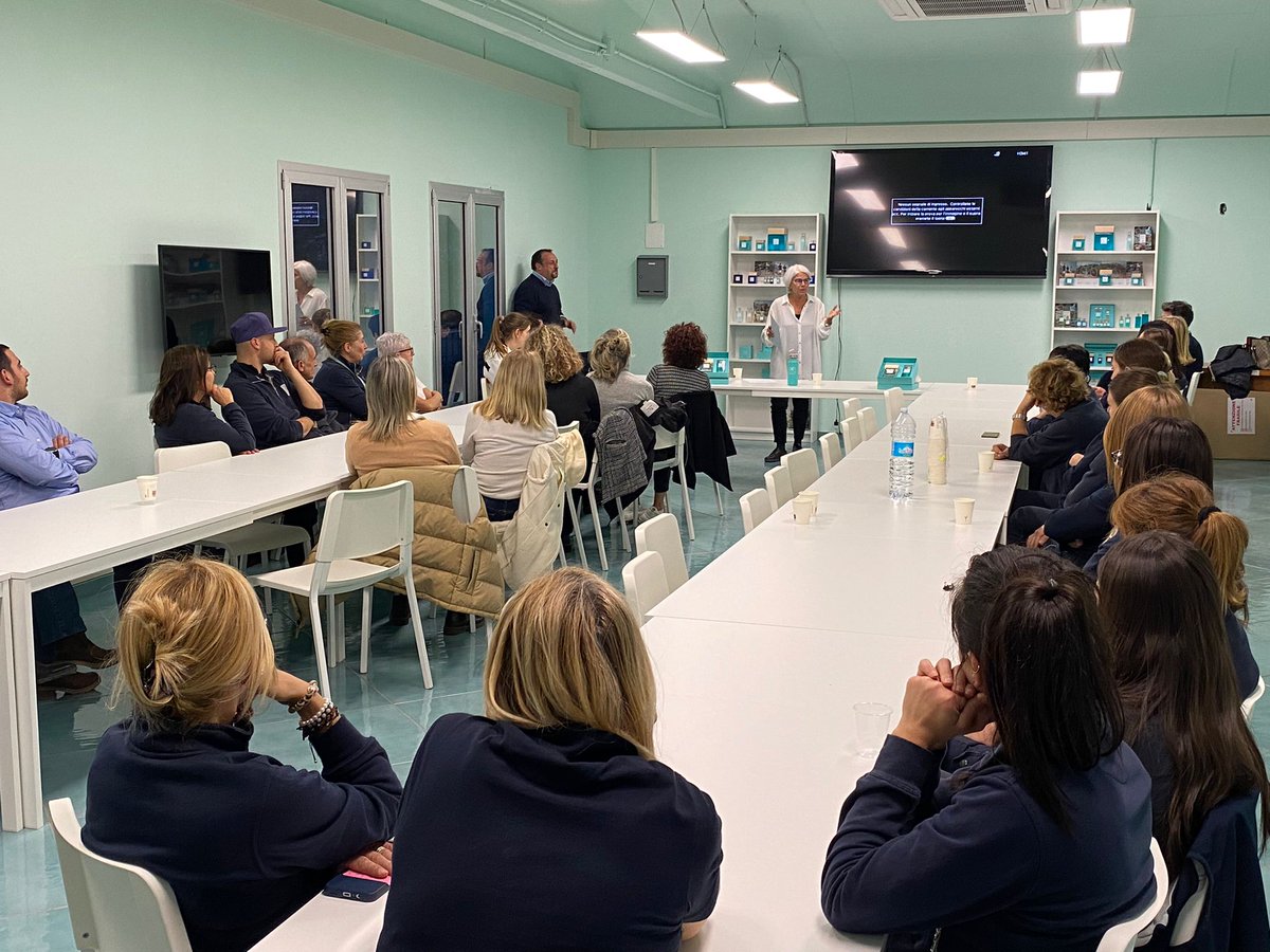 Ecco alcune immagini dell’evento “Rispondere alla Crisi Climatica” in collaborazione con <a href="/KyotoClub391132/">KyotoClub</a> . Un'occasione per annunciare anche l'adesione di <a href="/AcquadellElba/">Acqua dell'Elba</a> all’organizzazione non profit.