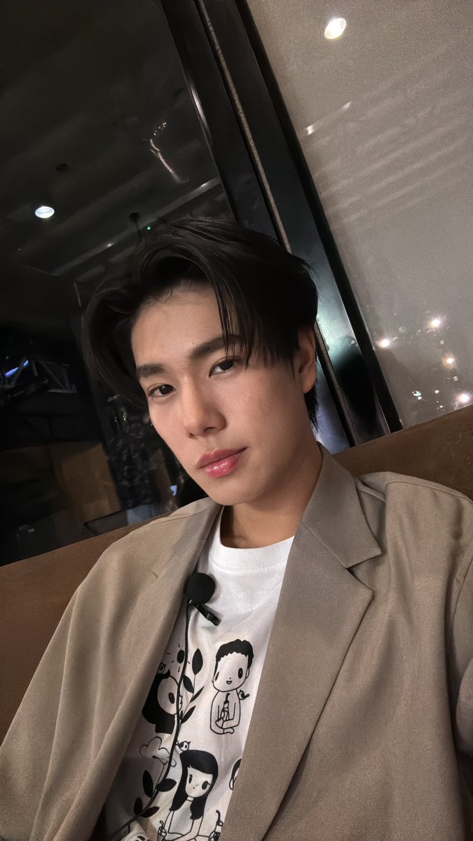 phuwintang's tweet photo. ทีมออนไลนมายังงง
 #TofusanHighProteinXPhuwin

https://t.co/pacy0q82D4 https://t.co/OgUd2fDZku